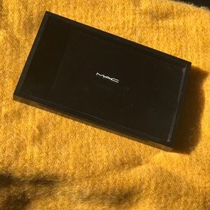 Mac Cosmetics Z Pallet